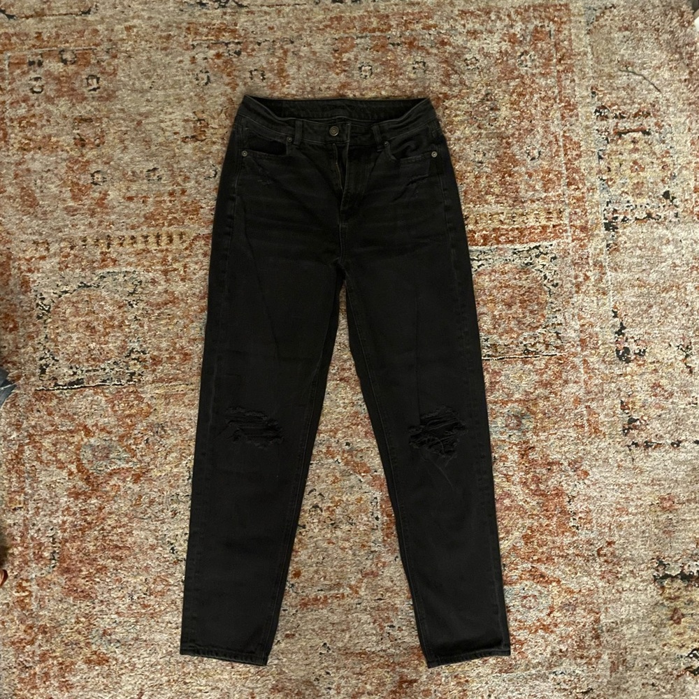 American Eagle straight leg ripped jeans